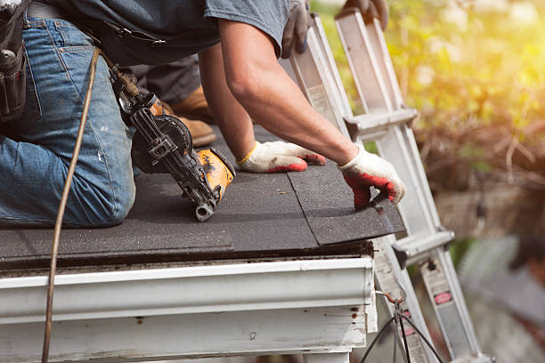 Best Roof Gutter Cleaning  in Saratoga, CA